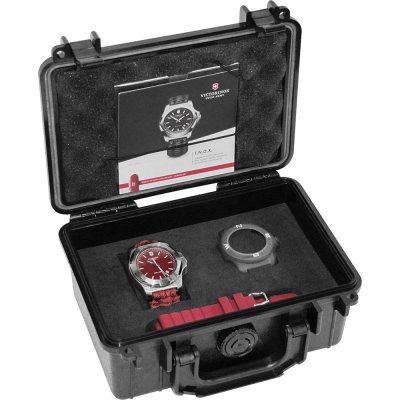 Victorinox Swiss Army I.N.O.X. 241744.1 INOX Naimakka Uhr